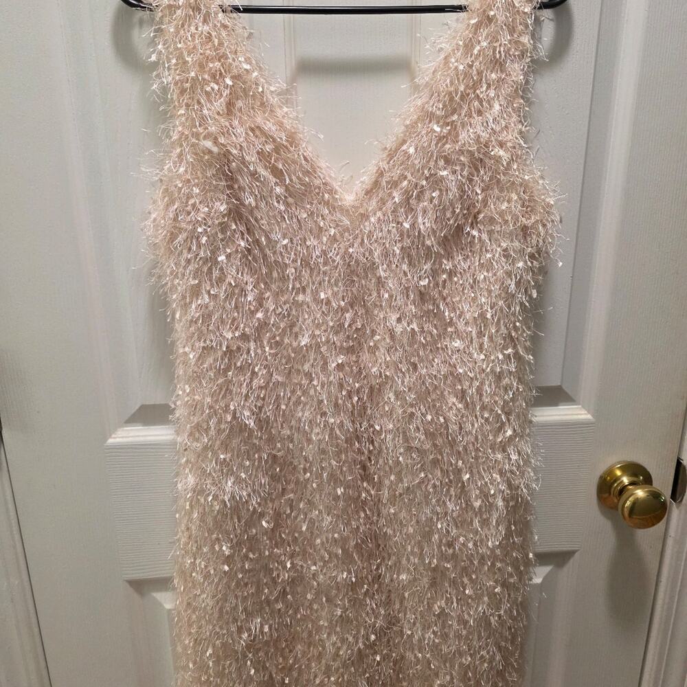 En Crème Cream Shaggy Tinsel Fringe V-Neck Mini Dress Medium